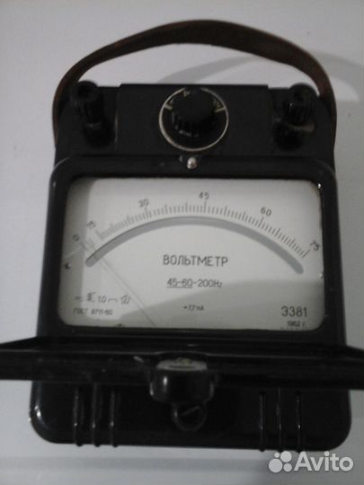 Раритетный вольтметр СССР в идеальном состоянии