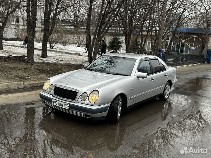 Аренда с выкупом рассрочку Mercedes E-класс 3.2