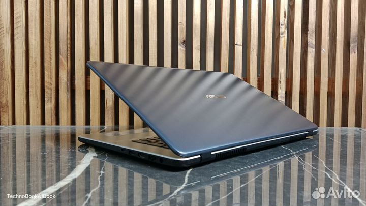 Игровой ноутбук Asus N705UD-GC004T