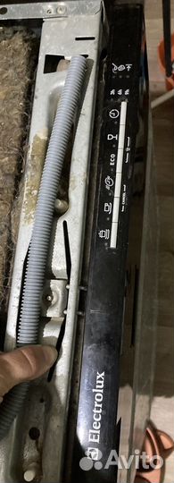 Встраиваемая посудомоечная машина electrolux