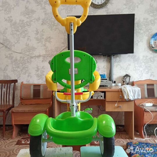 Детский трехколесный велосипед