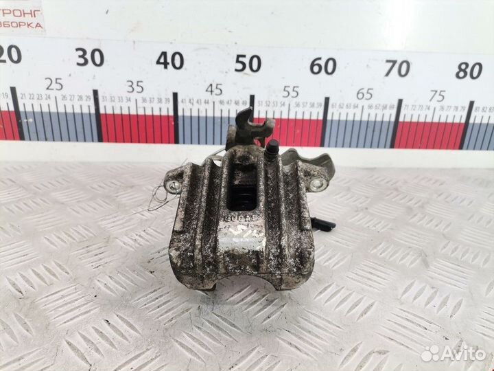 Суппорт задний правый Audi A6 4B/C5 2000 8E0615424