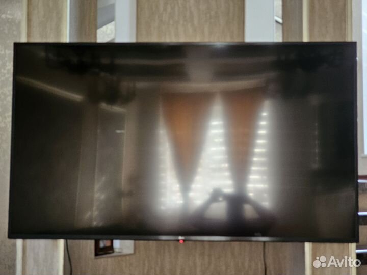 Телевизор LG smart tv