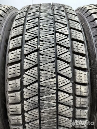 Bridgestone Blizzak DM-V3 225/60 R18 100Q