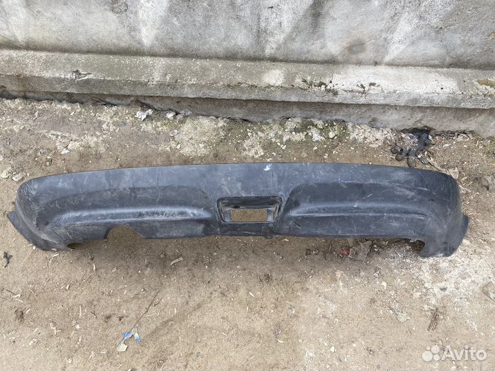 Накладка заднего бампера на nissan juke c 10-г.в