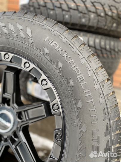 Новые колеса R18 OFF-Road 6/139.7 Nokian LT3