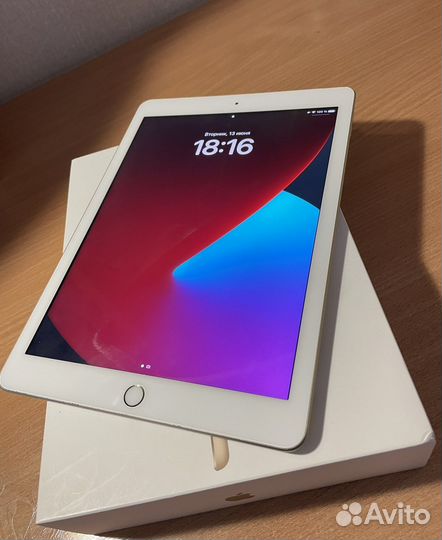 iPad 5 поколения 2017