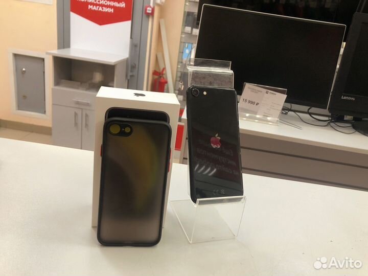 iPhone SE (2022), 64 ГБ