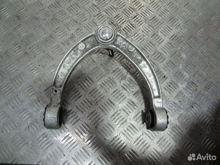 Рычаг передний верхний правый Мерседес 166 GLS ML