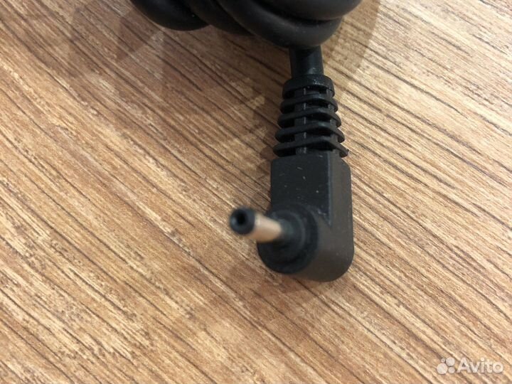 Зарядное для телефона Iridium