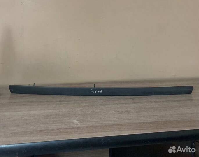 Накладка двери багажника Fusion