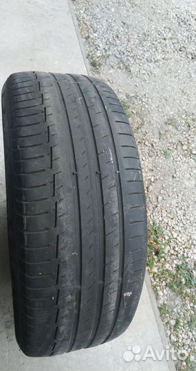 Continental PremiumContact 6 235/60 R17