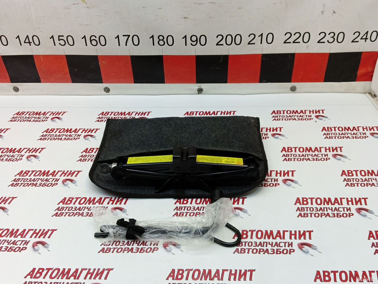 Домкрат ключ балонный Омода S5