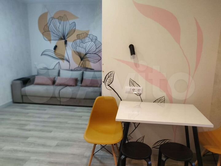 2-к. квартира, 43 м², 12/13 эт.