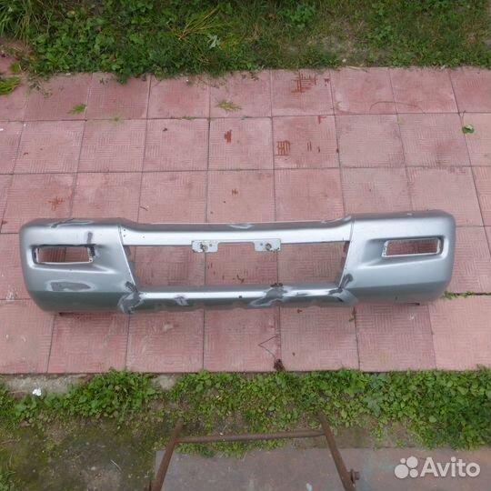 Бампер передний Mitsubishi L200 3поколения