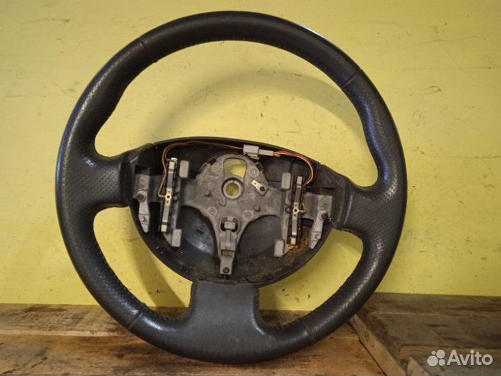 Рулевое колесо Renault Megane 2