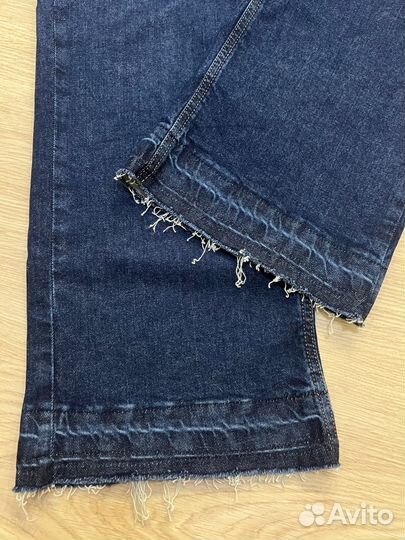 Джинсы широкие