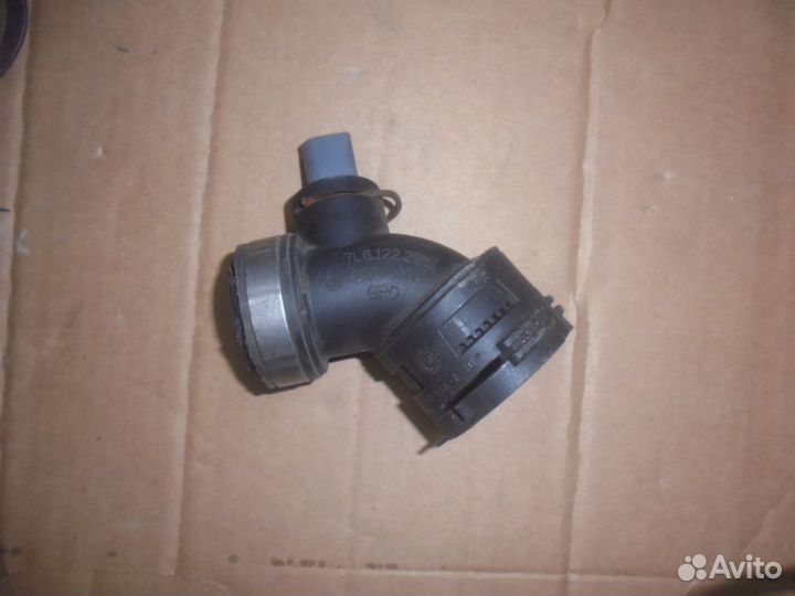 Audi Q7 2006-2015 год (4L) Шланг водяной