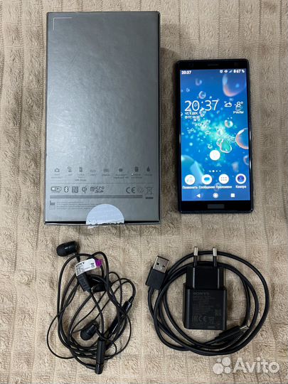 Sony Xperia XZ2, 6/64 ГБ