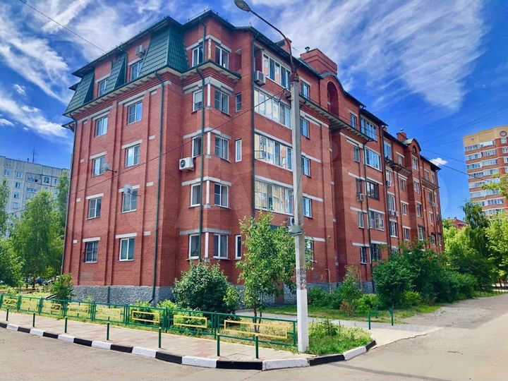3-к. квартира, 80 м², 3/5 эт.