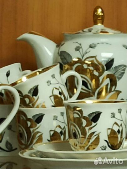 Сервизы чайный и кофейный Золотая роза
