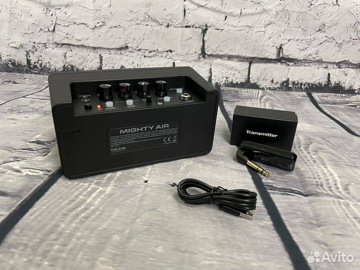 Гитарный комбоусилитель Nux Mighty Air