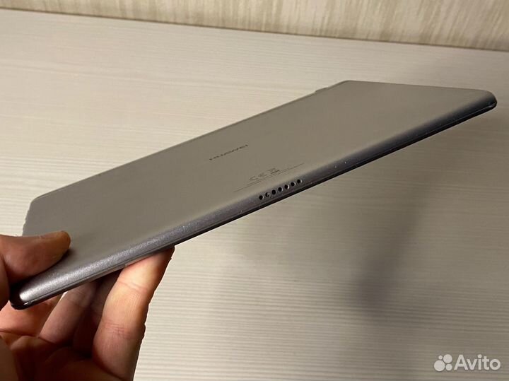 Планшет huawei / AGS-L09