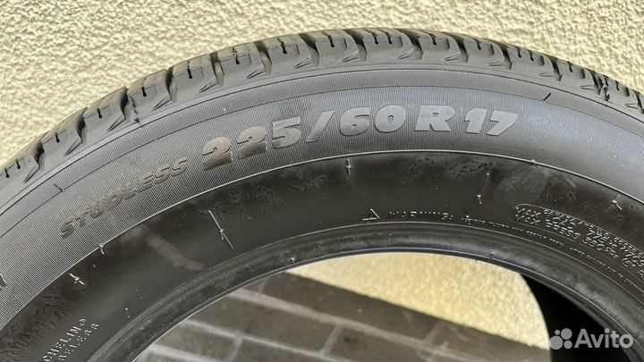 Michelin X-Ice 3 225/60 R17 99H