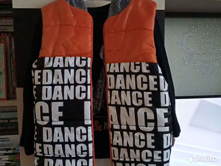 Костюм тройка