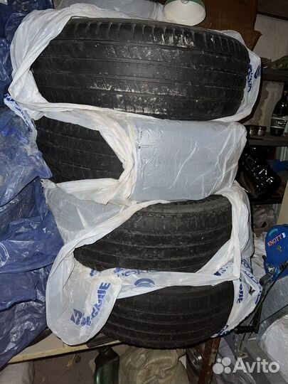 Michelin Energy E-V 235/65 R17