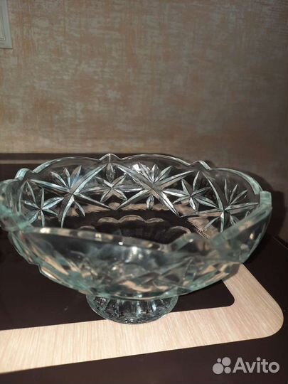 Ваза хрустальная