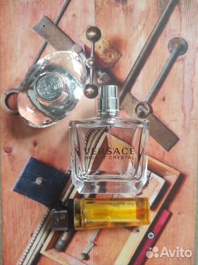 Флаконы от духов с крышками и без. Коробочки