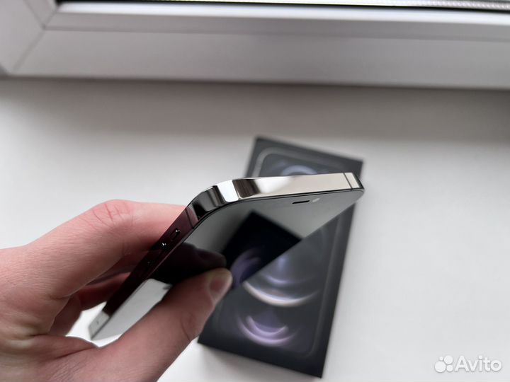 iPhone 12 Pro, 256 ГБ