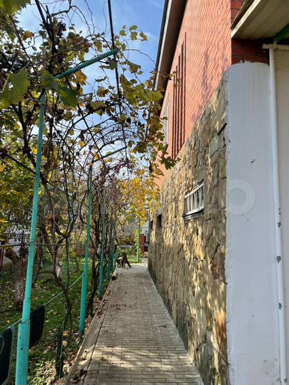 Дом 199,4 м² на участке 6,2 сот.