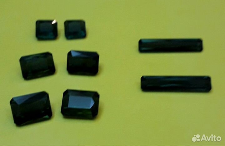 Зеленый турмалин