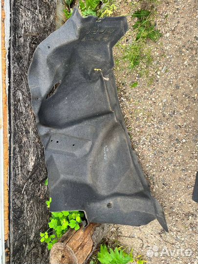 Обшивка багажника левая правая Geely ec7 emgrand