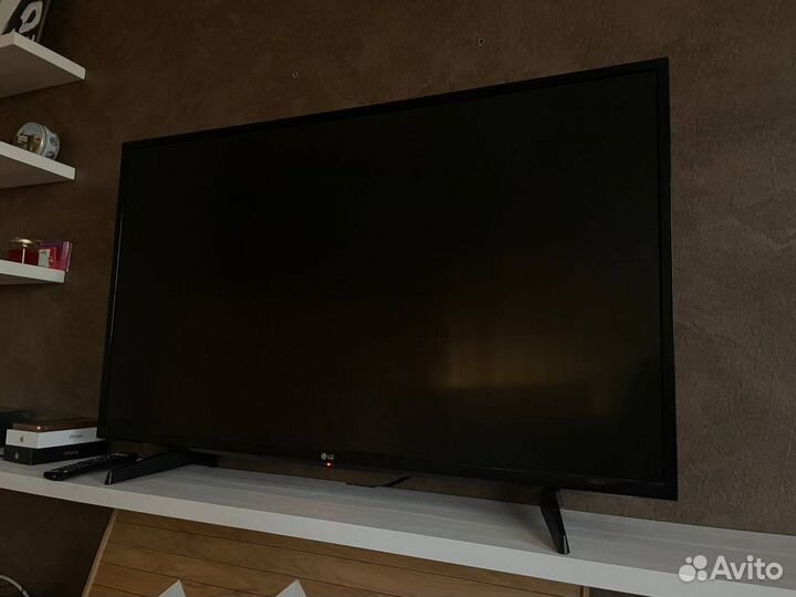 Телевизор LG SMART tv, Wi-fi, 43 дюйма