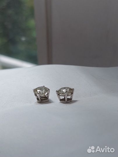 Бриллианты в сережках(пусеты)