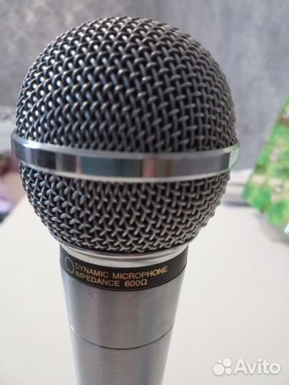 Микрофон динамический LG ACC - M900K