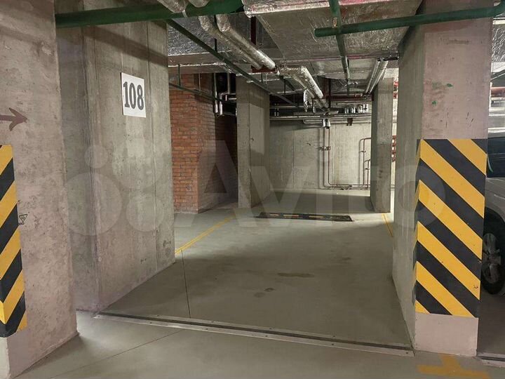 Машиноместо, 17 м²