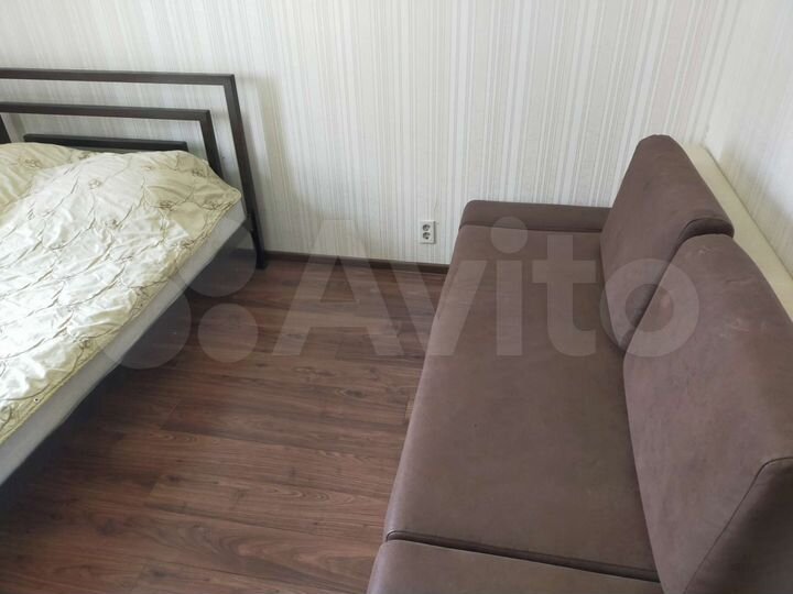 2-к. квартира, 60 м², 4/9 эт.