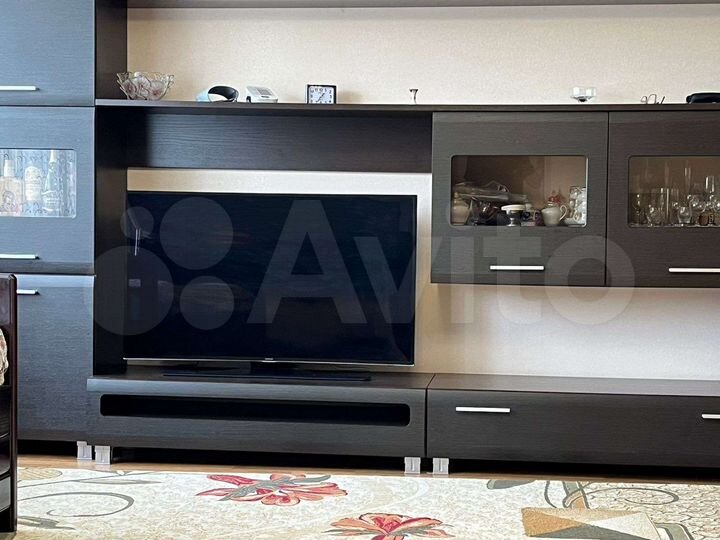 4-к. квартира, 118 м², 4/10 эт.