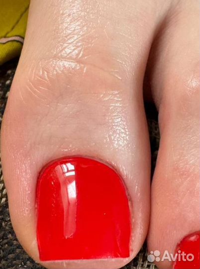 Модель на педикюр/педикюр