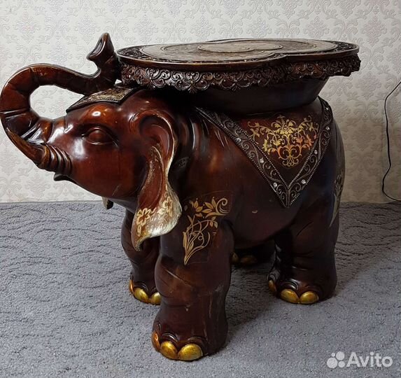 Статуэтка слон из дерева(стул)