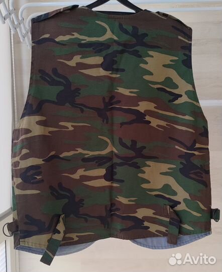 Жилет камуфляжный охотничий с карманами