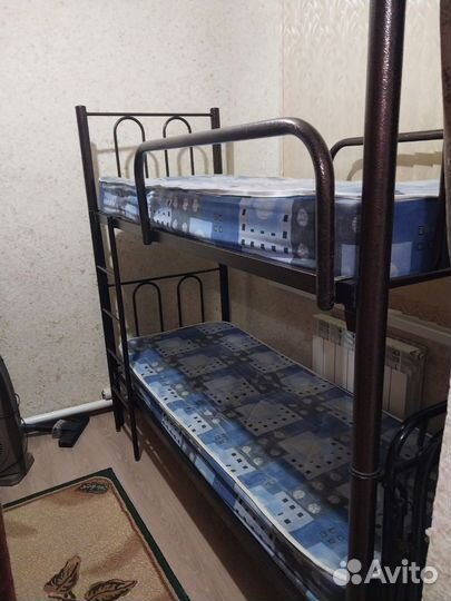 Кровать двухьярусная