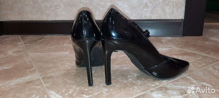 Туфли лакированные