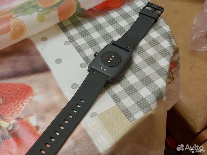 SMART watch amazfit Bip S A1821