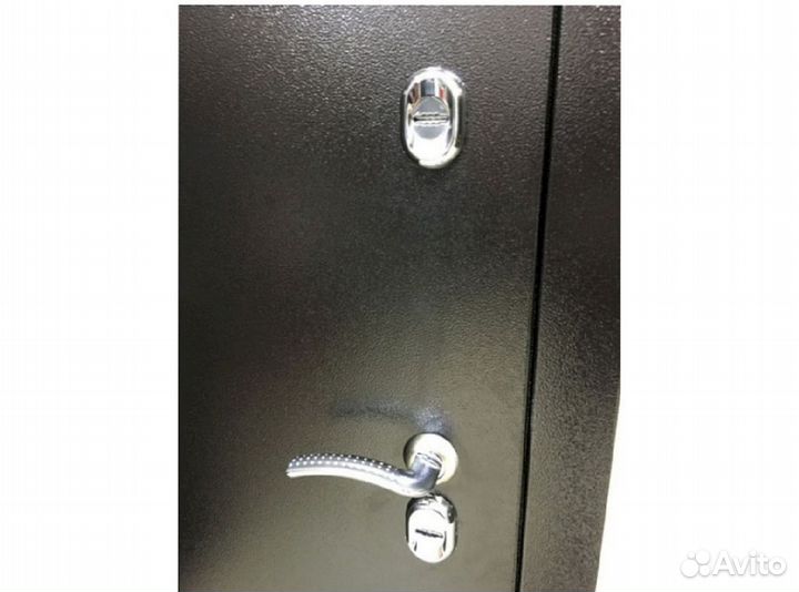 Входная дверь с терморазрывом