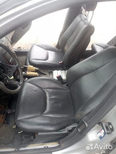 Продаю салон на Мерседес-Бенц S500 W220 2000 г